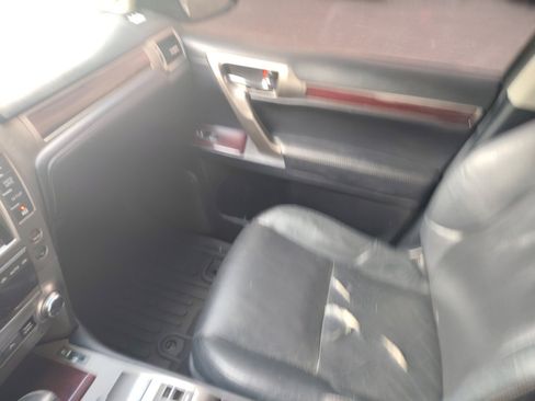Used 2014 Lexus GX 460 image 11