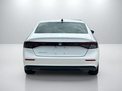 Used 2025 Honda Accord SE image 6