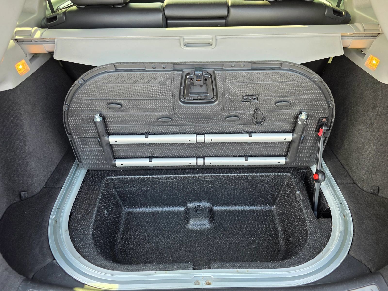 Used 2015 Cadillac SRX Luxury AWD/4WD image 9