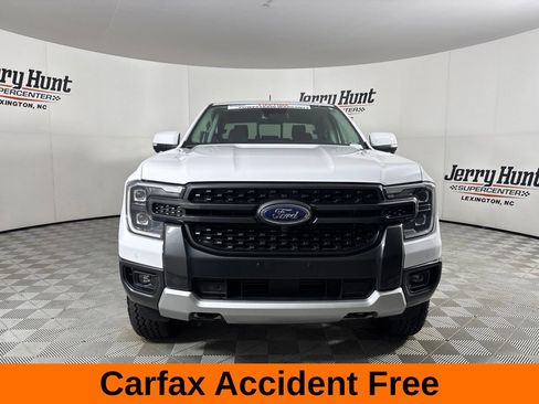 Used 2024 Ford Ranger Lariat w/ FX4 Off-Road Package AWD/4WD image 3