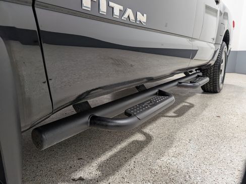 Used 2021 Nissan Titan S w/ S Utility Package image 9