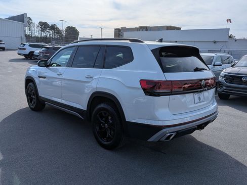 New 2026 Volkswagen Atlas Peak Edition AWD/4WD image 5