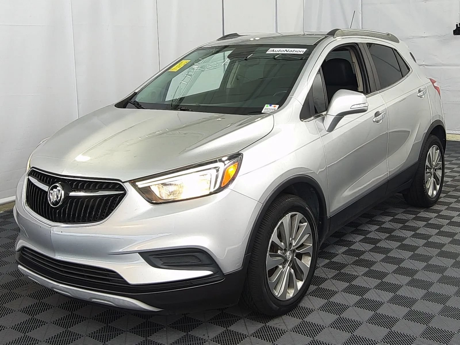Used 2017 Buick Encore Preferred FWD image 1