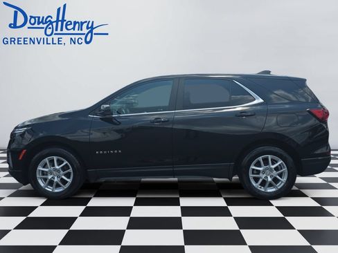 Used 2023 Chevrolet Equinox LT FWD image 2
