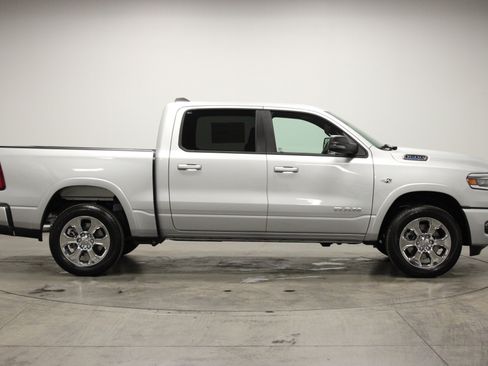 New 2026 RAM 1500 Big Horn AWD/4WD image 9