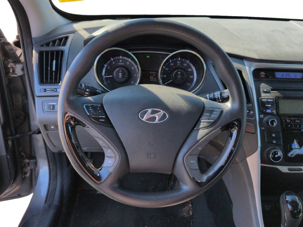 Used 2012 Hyundai Sonata GLS FWD image 12
