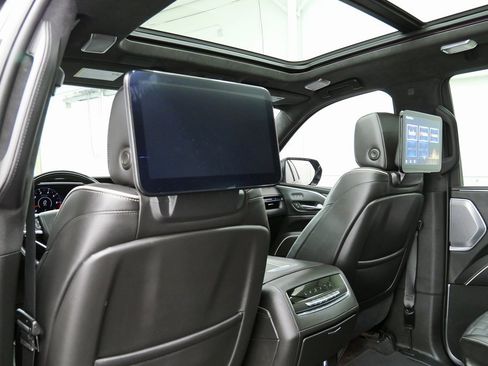 Used 2023 Cadillac Escalade V image 23