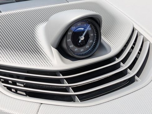 New 2026 Porsche Taycan AWD/4WD image 21