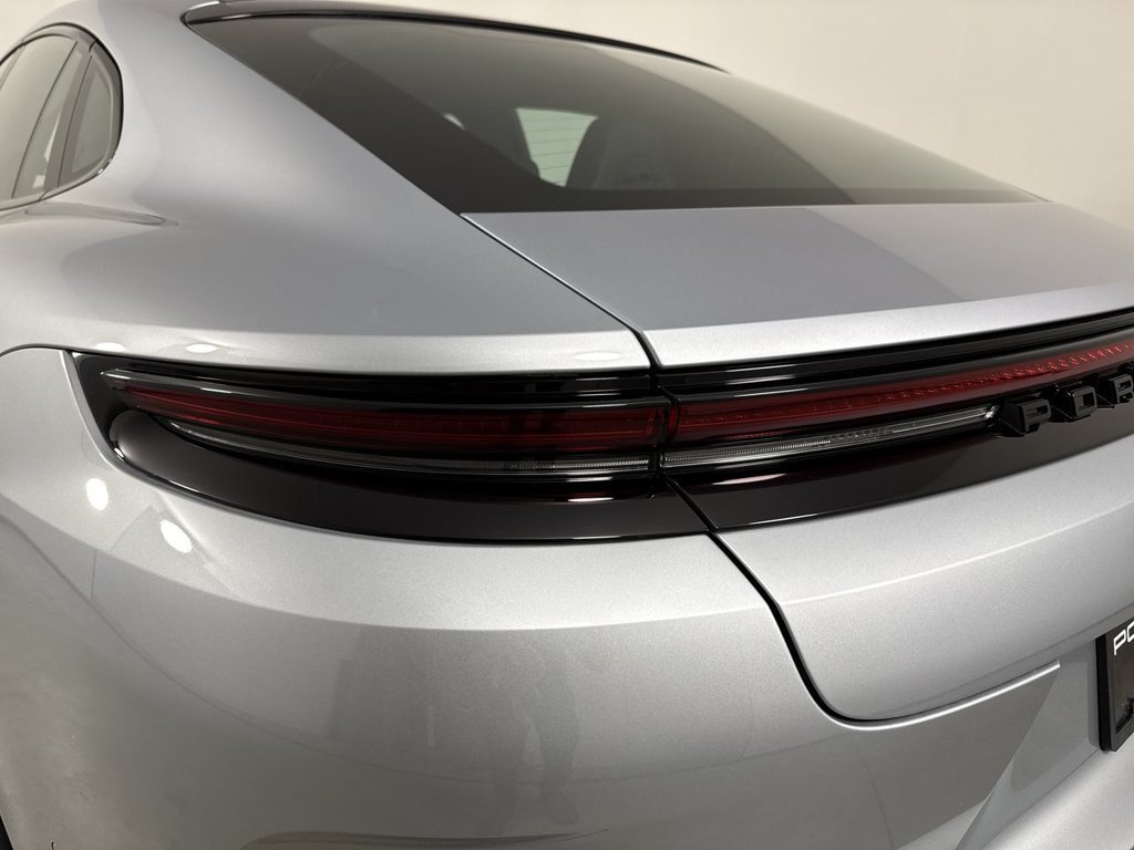 New 2026 Porsche Panamera 4 AWD/4WD image 18