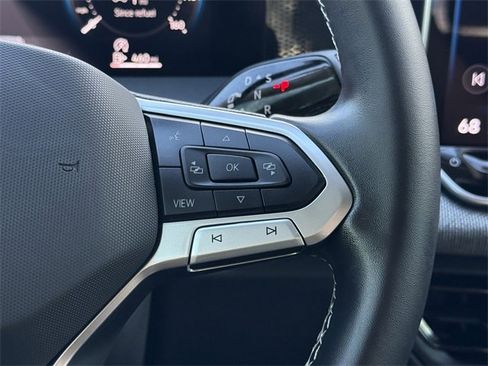 Used 2025 Volkswagen Tiguan S image 11