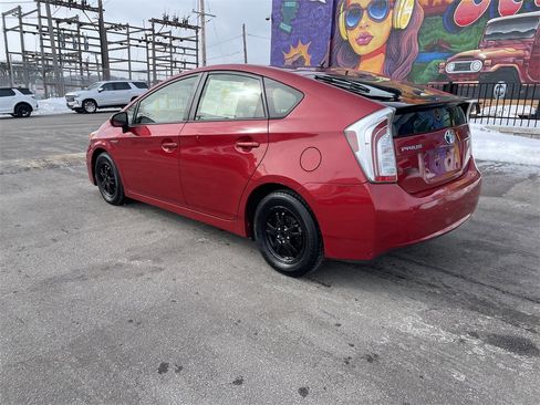 Used 2013 Toyota Prius Two image 3