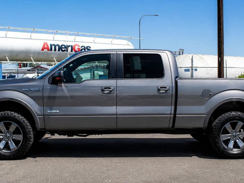Used 2014 Ford F150 FX4 w/ Equipment Group 402A Luxury AWD/4WD image 4