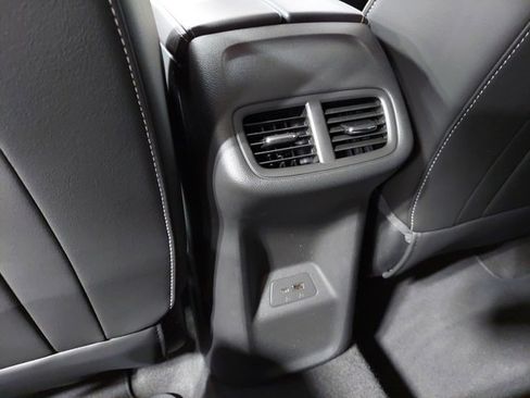 Certified 2025 Buick Envision Sport Touring image 40