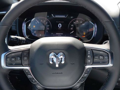 New 2026 RAM 1500 Laramie AWD/4WD image 41
