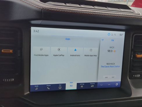 Used 2024 Ford Bronco Badlands image 21