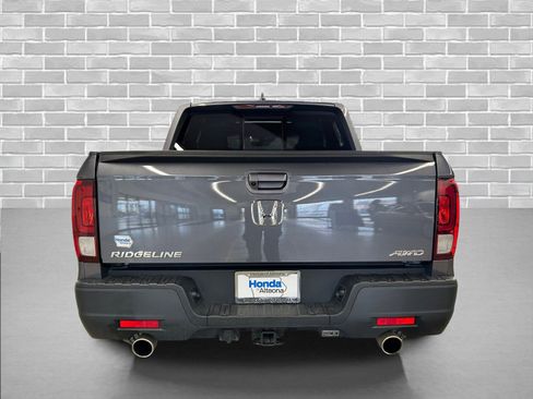 Certified 2023 Honda Ridgeline RTL image 4