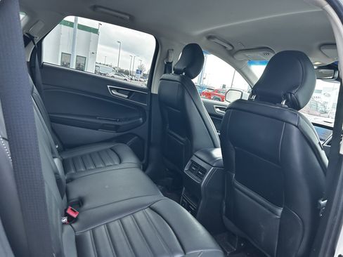 Used 2019 Ford Edge SEL w/ Equipment Group 201A image 11
