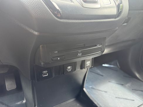 Used 2023 Honda Odyssey Touring image 25