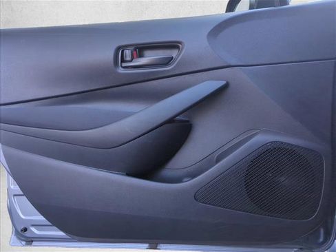 Used 2025 Toyota Corolla LE image 10