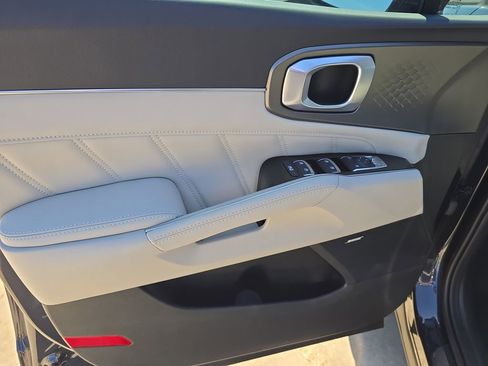 New 2026 Kia Sorento SX FWD image 18