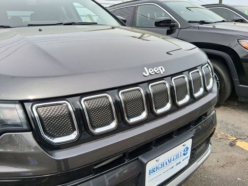 Used 2022 Jeep Compass Limited w/ Sun and Sound Group AWD/4WD image 9