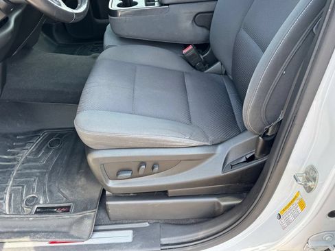 Used 2018 Chevrolet Silverado 1500 LT w/ All Star Edition AWD/4WD image 6