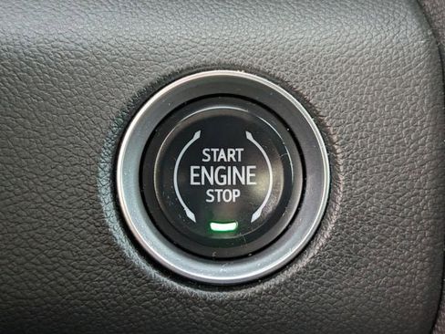 Used 2024 GMC Acadia Elevation image 18