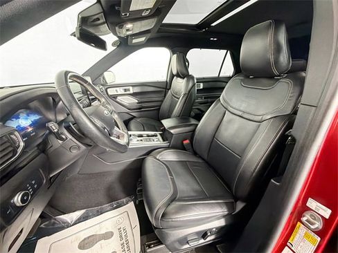 Used 2020 Ford Explorer ST w/ Premium Technology Package image 19