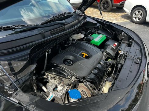 Used 2022 Kia Soul LX w/ Technology Package FWD image 33