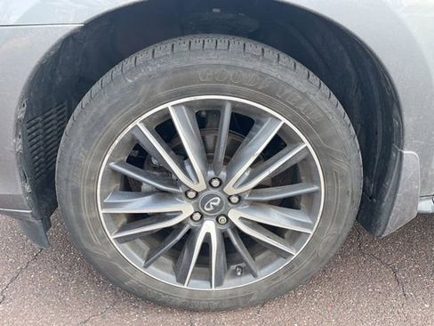 Used 2018 INFINITI QX60 Luxe w/ Deluxe Technology Package image 23