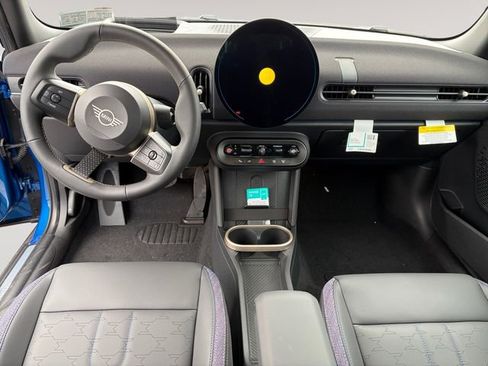 New 2026 MINI Cooper 4-Door Hardtop FWD image 10