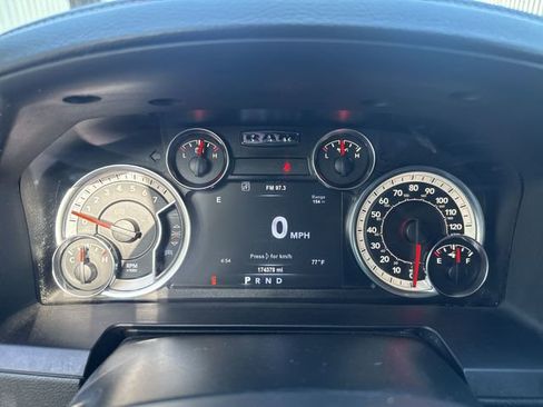 Used 2018 RAM 1500 Laramie image 19