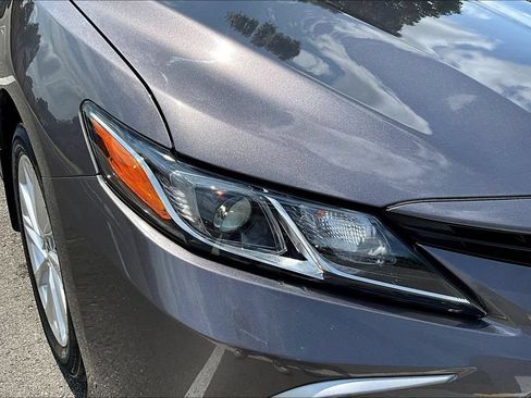 Used 2023 Toyota Camry LE FWD image 31