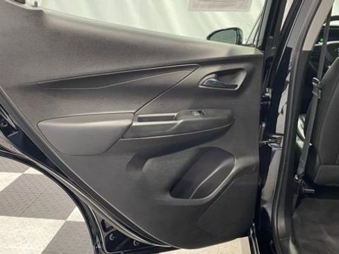 Used 2023 Chevrolet Bolt LT image 18