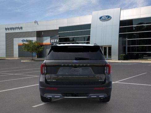 New 2026 Ford Explorer Active w/ Active Comfort Package AWD/4WD image 5
