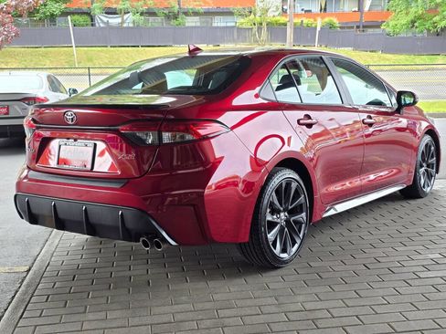 Used 2024 Toyota Corolla XSE FWD image 5