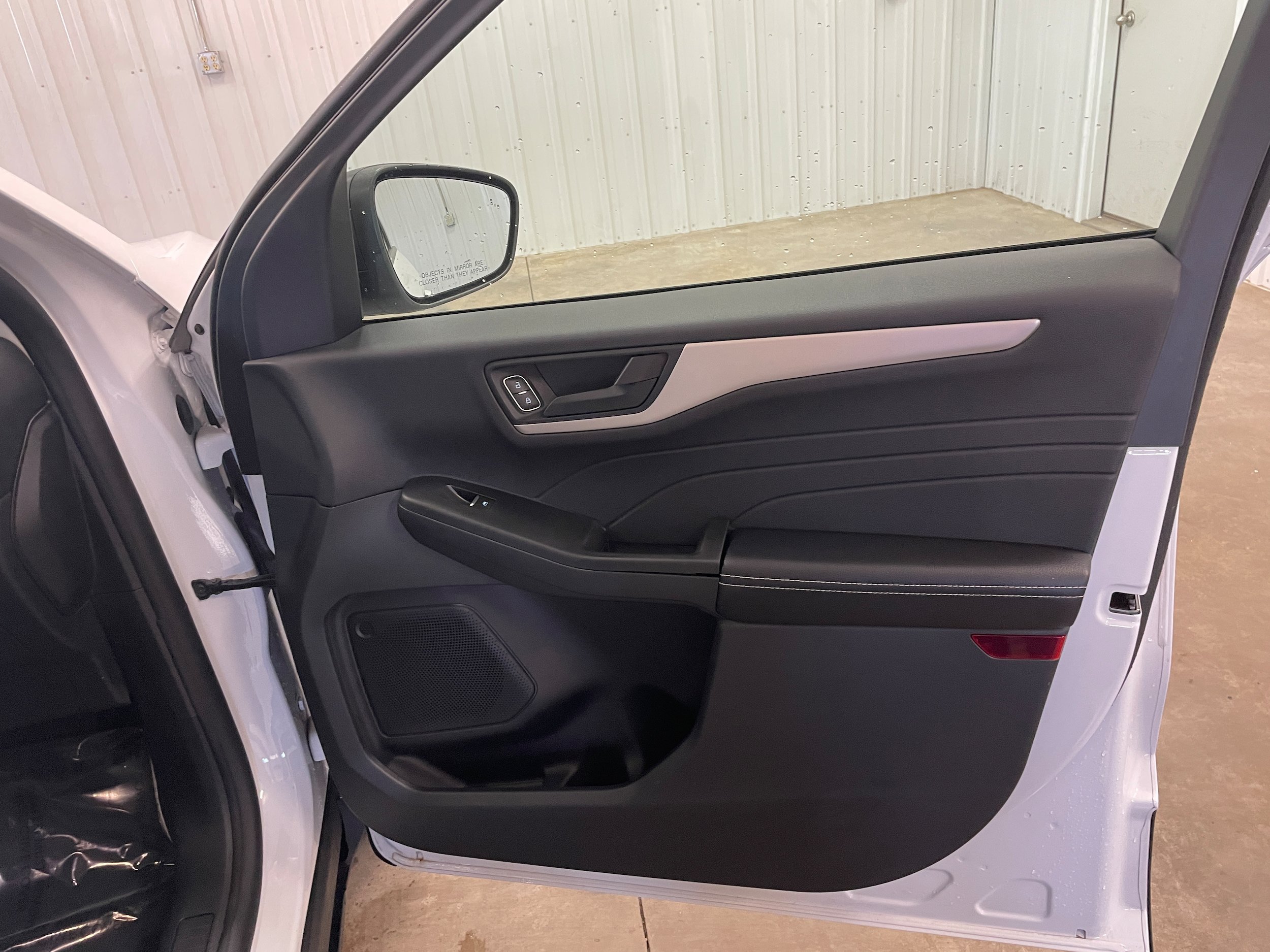 Used 2022 Ford Escape SE AWD/4WD image 32