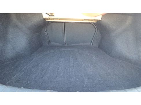 Used 2019 Hyundai Elantra SE w/ Cargo Package image 16