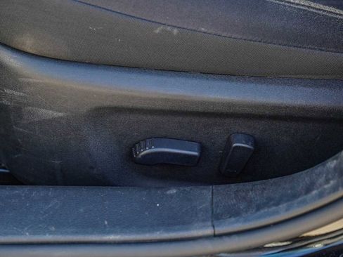 Used 2024 Nissan Altima 2.5 SV image 24