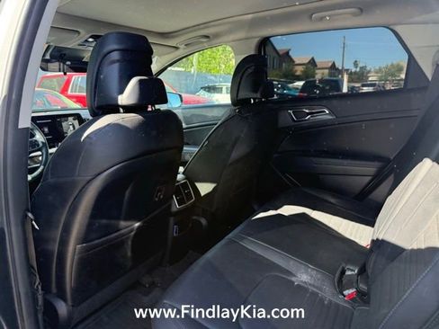 Certified 2023 Kia Sportage SX Prestige image 4