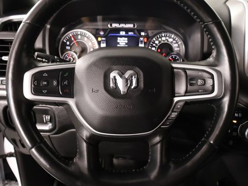 Used 2023 RAM 1500 Big Horn AWD/4WD image 3