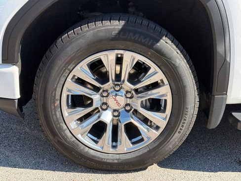 Used 2022 GMC Sierra 1500 Denali AWD/4WD image 39