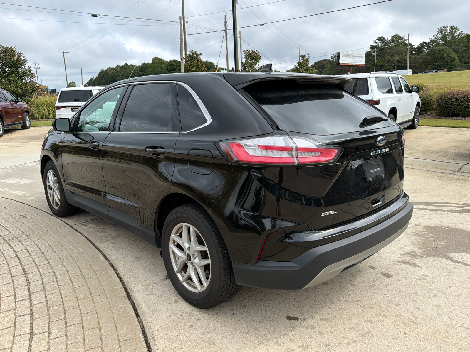 Used 2024 Ford Edge SEL AWD/4WD image 10