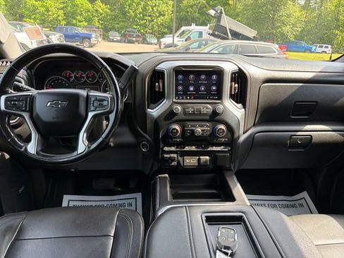 Used 2019 Chevrolet Silverado 1500 RST AWD/4WD image 14