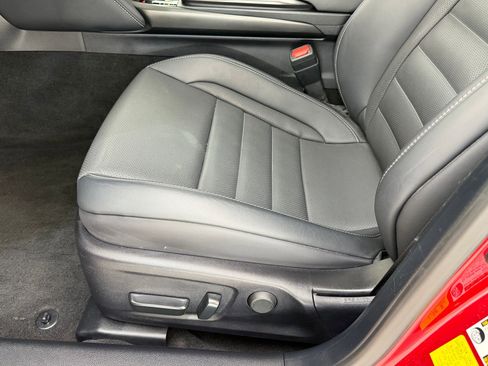 Used 2025 Lexus IS 350 F Sport w/ Navigation Package image 13