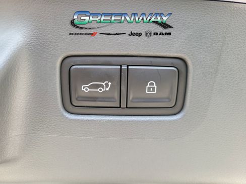 Used 2025 Hyundai Santa Fe SEL image 7