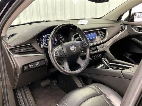 Certified 2021 Buick Enclave Avenir w/ Avenir Technology Package AWD/4WD image 17