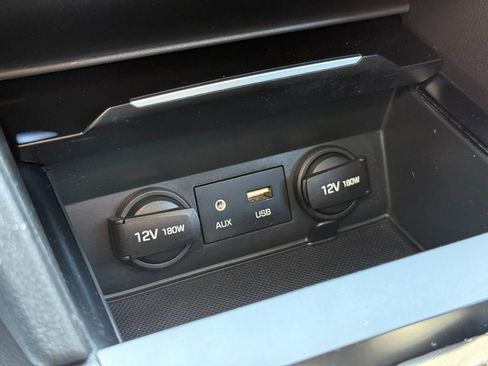 Used 2017 Hyundai Elantra Value Edition FWD image 28