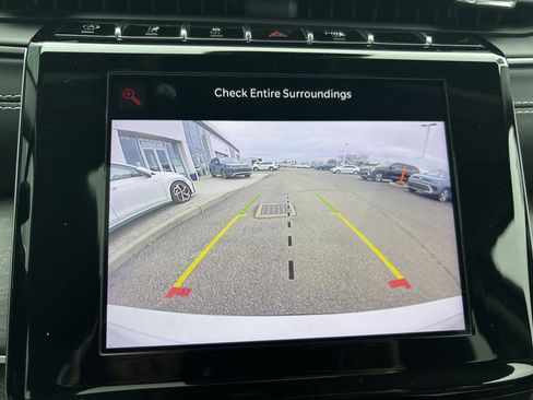 Used 2022 Jeep Grand Cherokee L Limited image 18