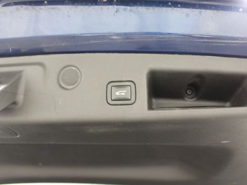 Used 2022 Chevrolet Equinox LT image 25